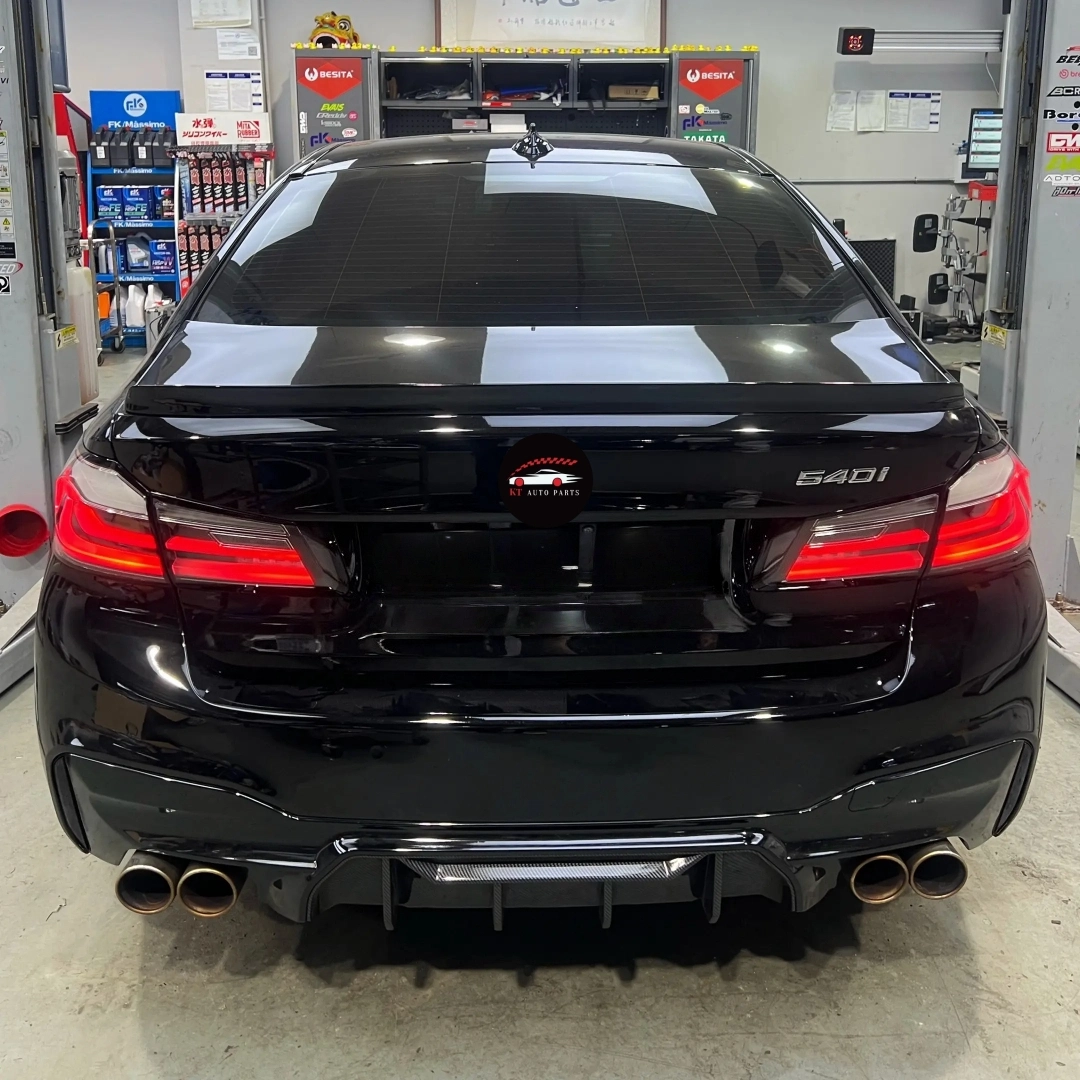 BMW 5 Series G30 Clear tail lights plug and play