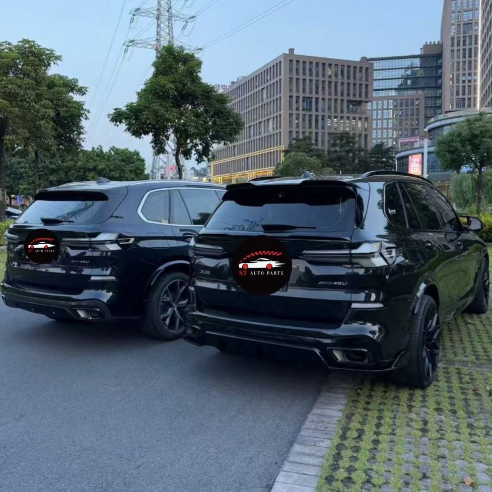 BMW X5 G05 custom taillights with X-shaped signature