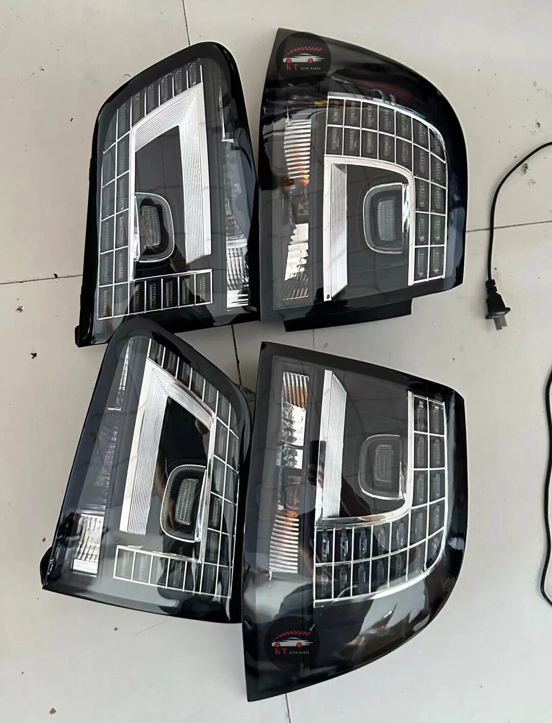 VW Touareg Black Venom taillights set